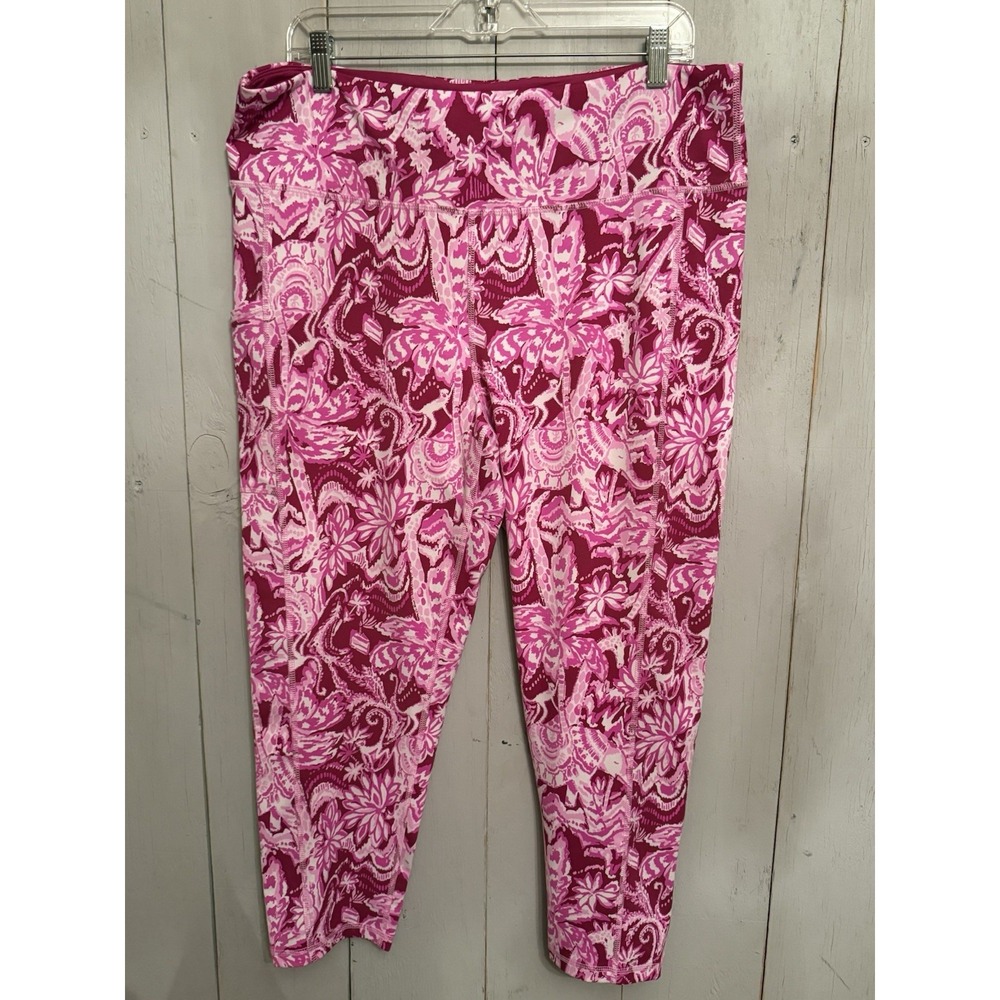 Lilly Pulitzer Pink & Magenta Paisley Capri Leggings - Picture 4 of 10